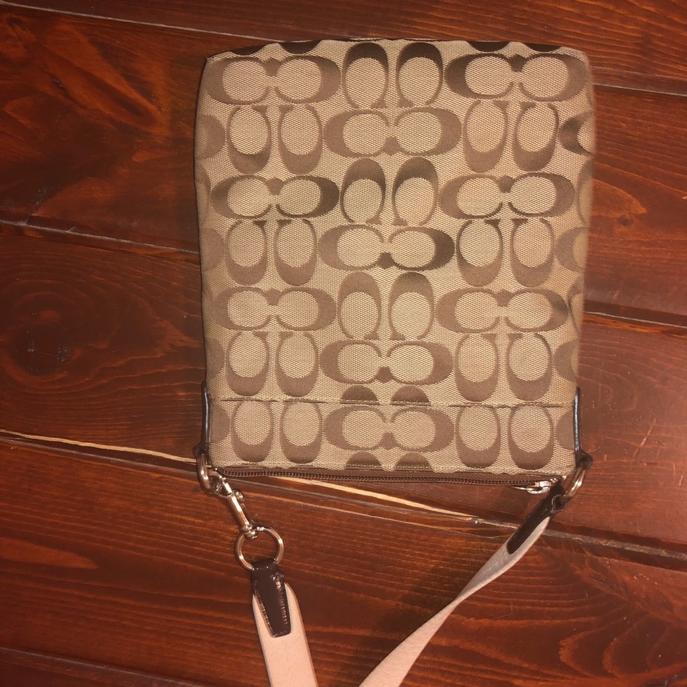 Coach Purse - Picture 2 of 3